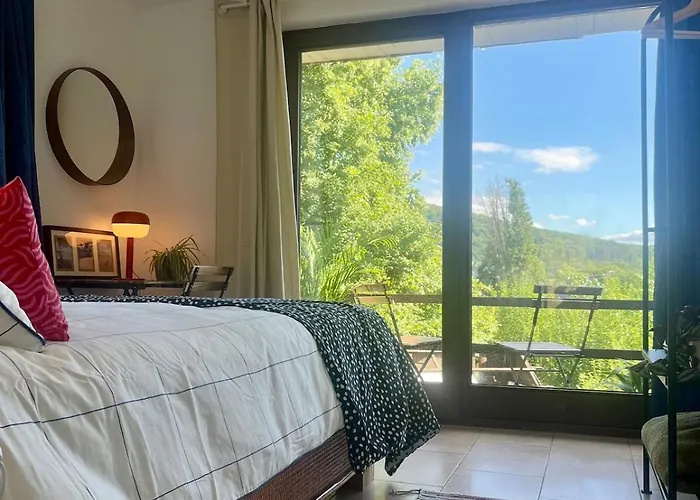 Apartment Lumineux Au Coeur De Sur Lesse